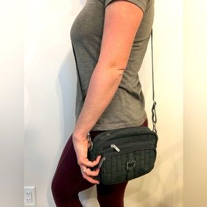 Lug Carousel Crossbody bag - dusky teal
